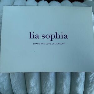 Lia Sophia Necklace new in box